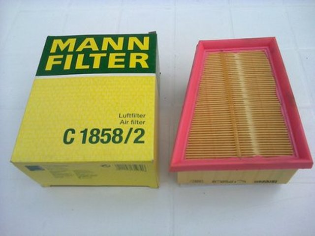 C18582 фильтр воздушный MANN