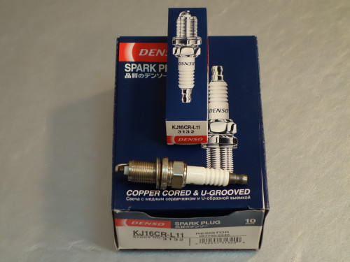 DENSO Свеча зажигания KJ16CR-L11 3132